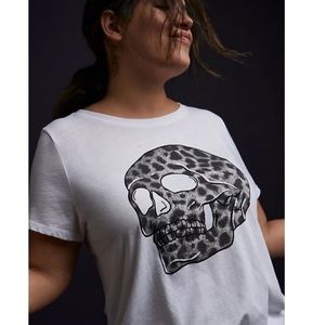 TORRID NWT VINTAGE TEE - TRIBLEND JERSEY LEOPARD SKULL WHITE